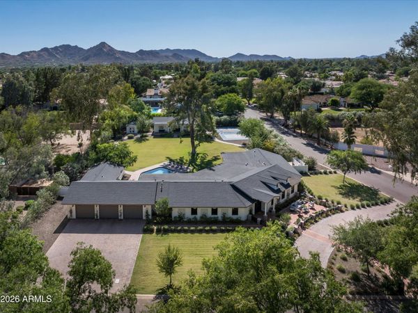 8202 N 74TH Place, Scottsdale, AZ 85258
