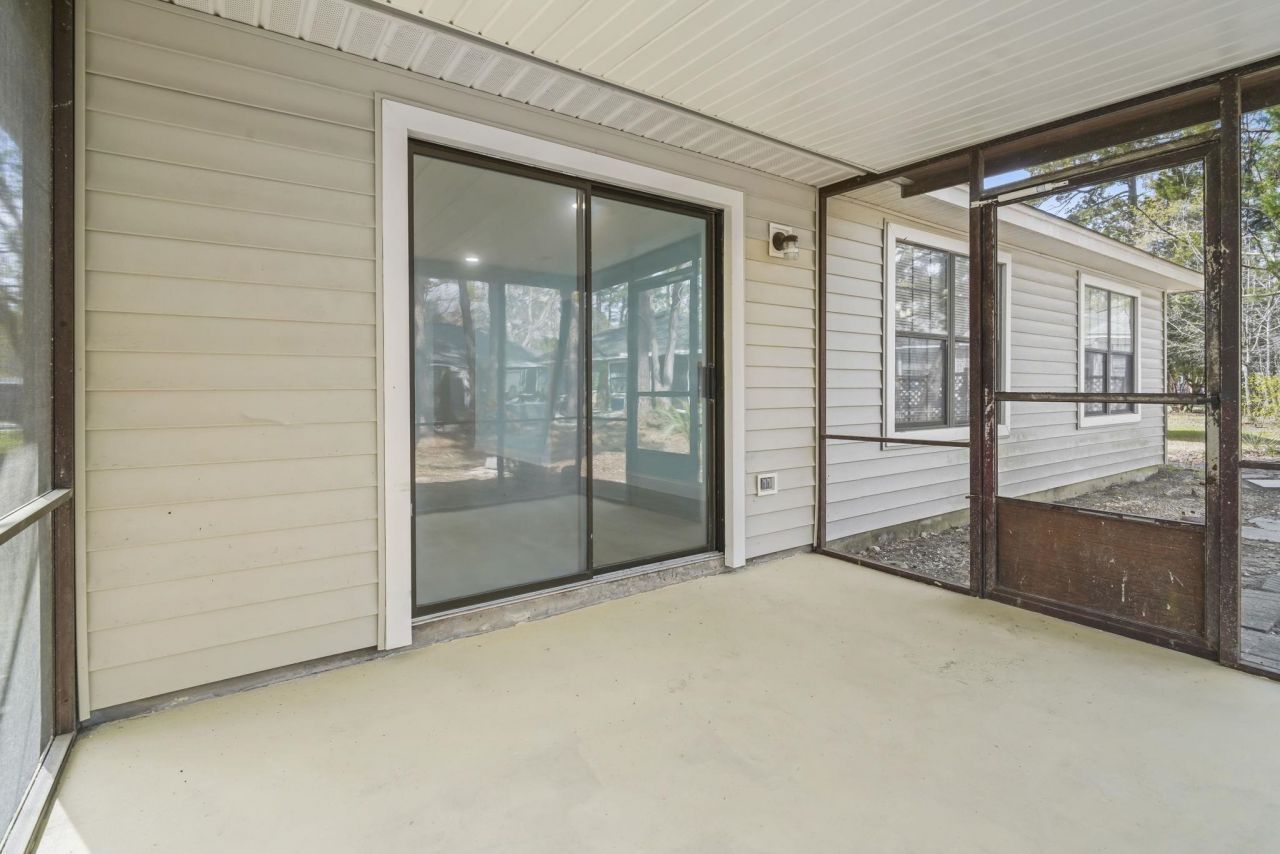 6638 Greenslake Point Photo 19