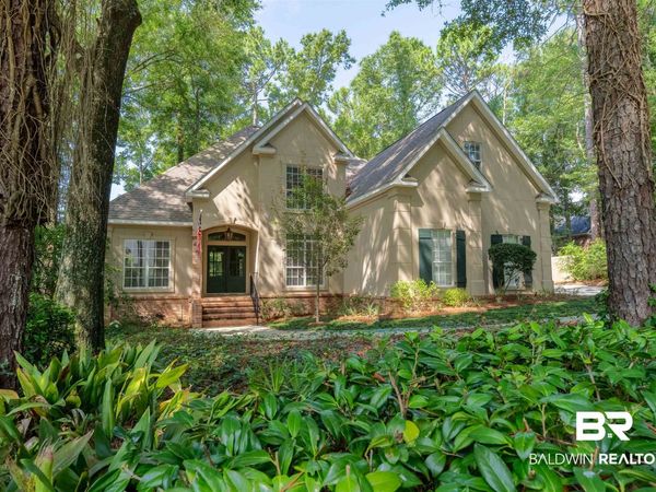 104 Pebble Court, Fairhope, AL 36532