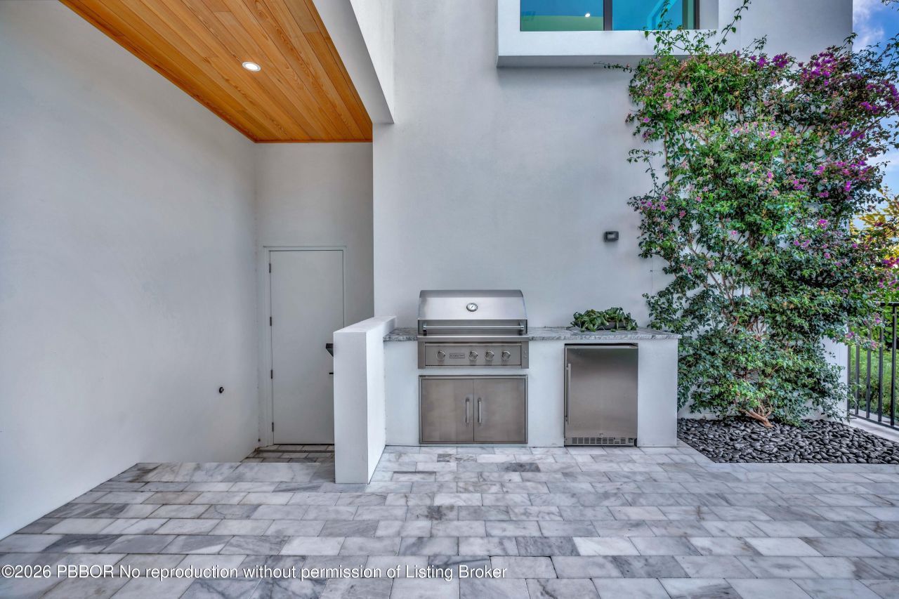 1901 Dock Street, West Palm Beach, FL 33401 Photo