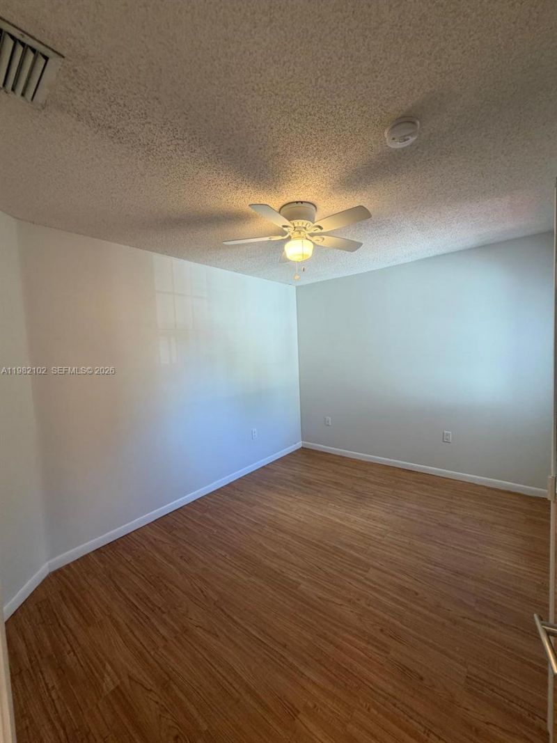 16060 SW 87th Ter , Miami, FL 33193 Photo