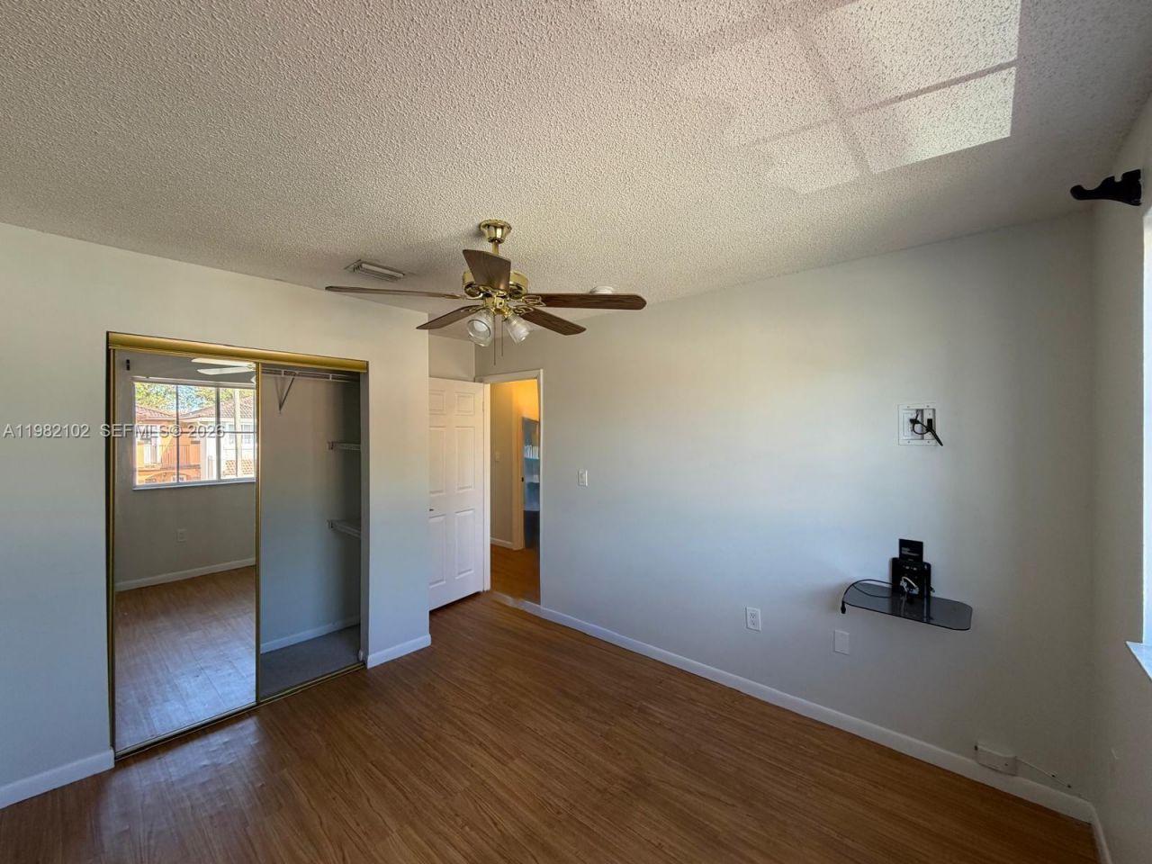 16060 SW 87th Ter , Miami, FL 33193 Photo