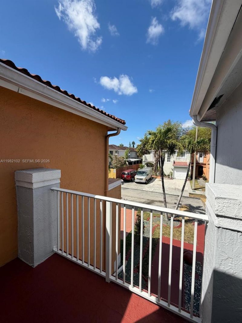 16060 SW 87th Ter , Miami, FL 33193 Photo