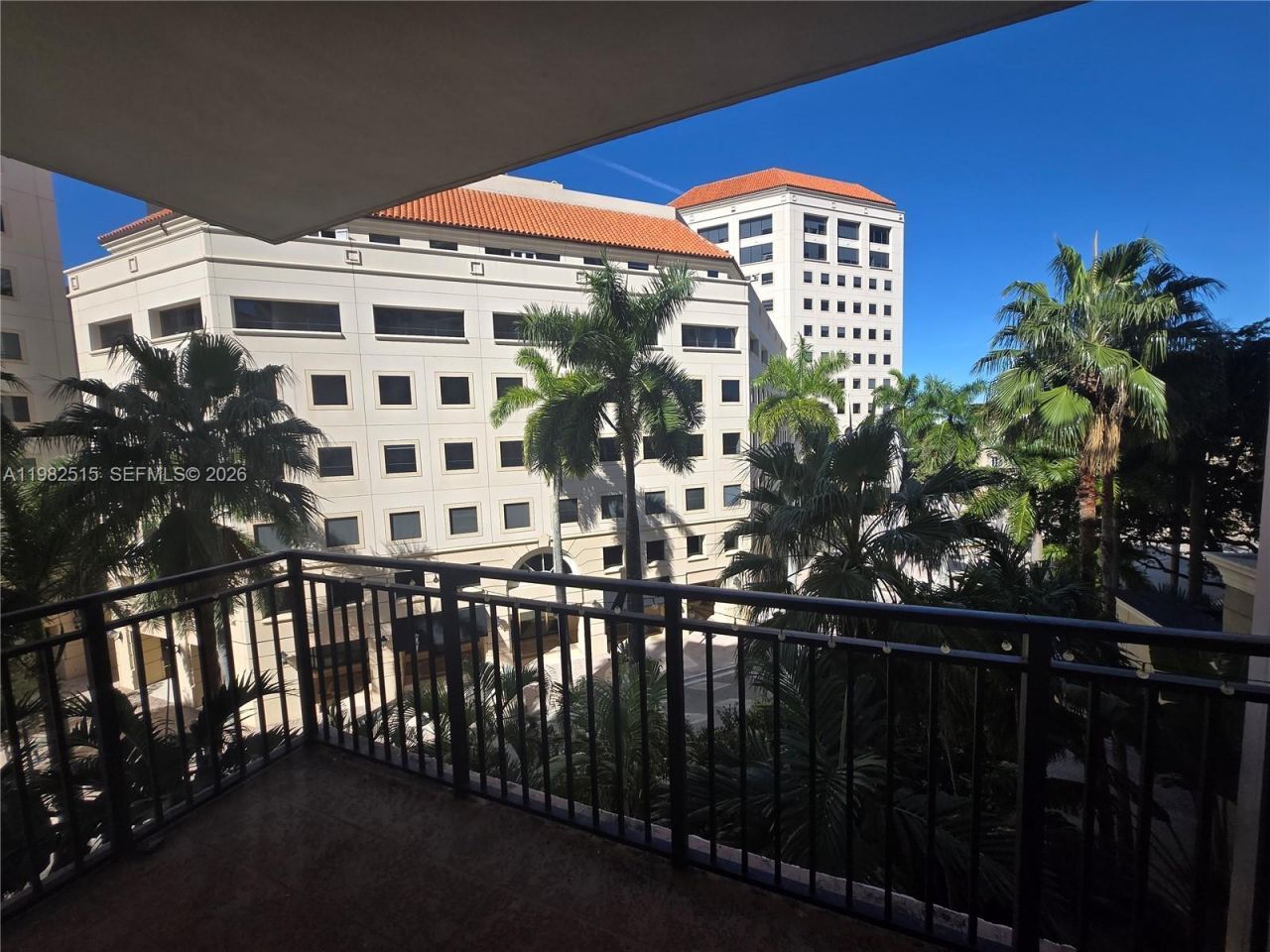 888 NE Douglas Rd, Unit 405, Coral Gables, FL 33134 Photo