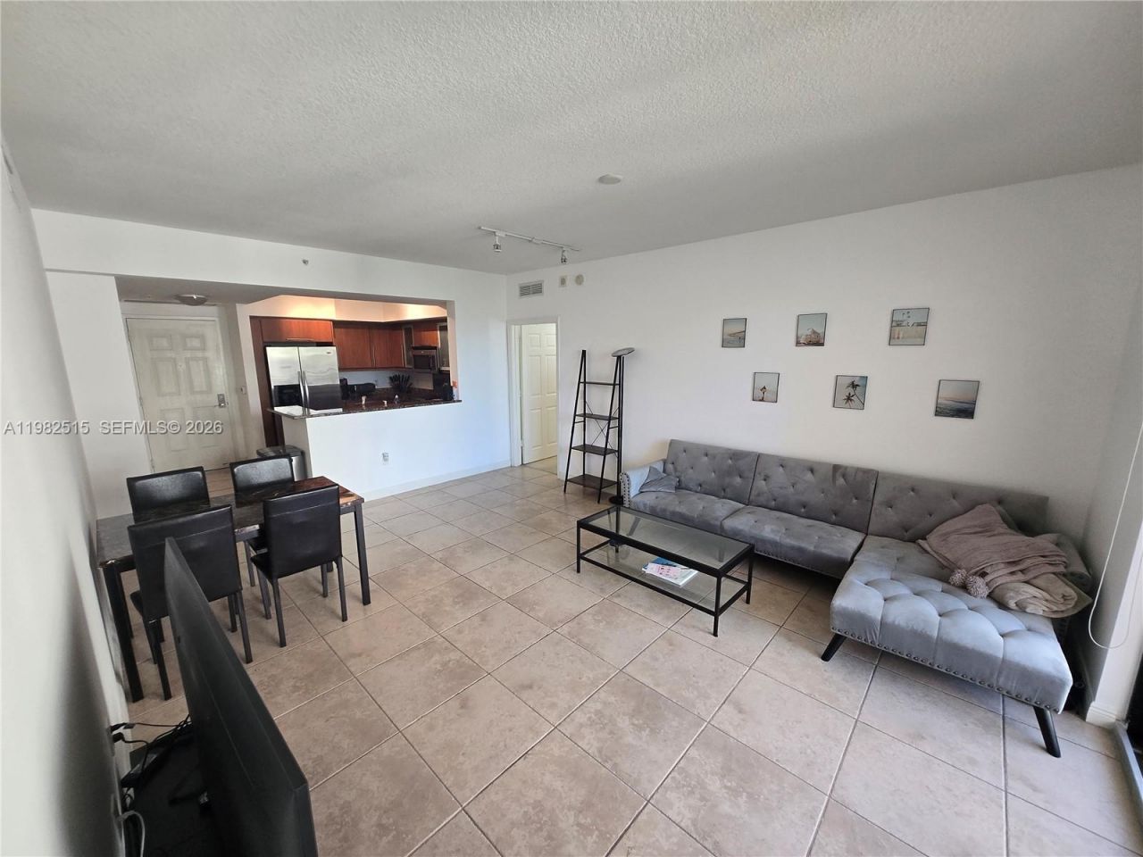 888 NE Douglas Rd , Unit 405, Coral Gables, FL 33134 Photo