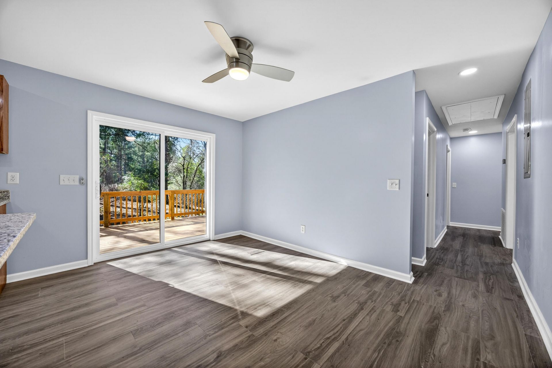 5513 NE Columbia Road Photo 13