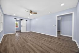 5513 NE Columbia Road photo 4