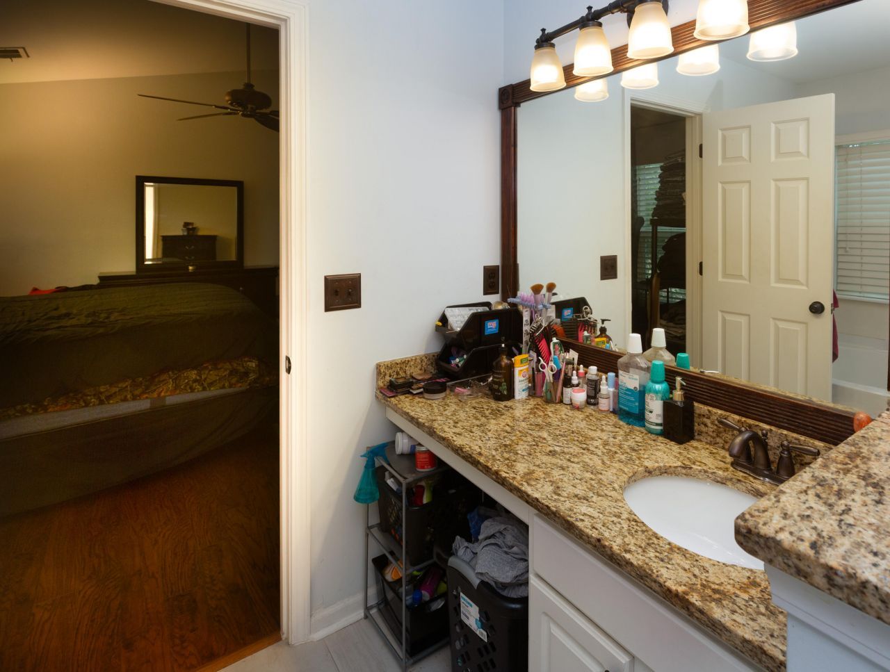 518 Holiday Drive Photo 18