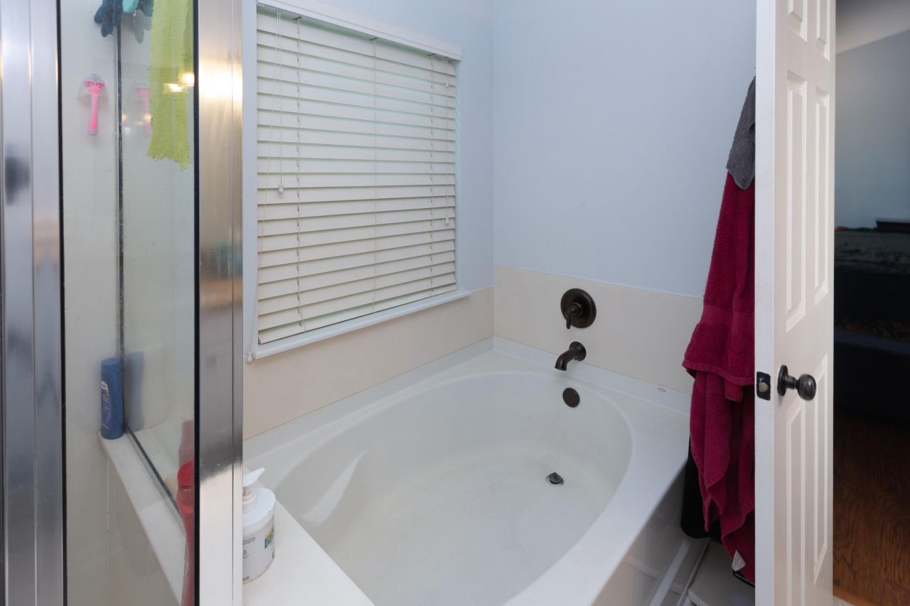 518 Holiday Drive Photo 20