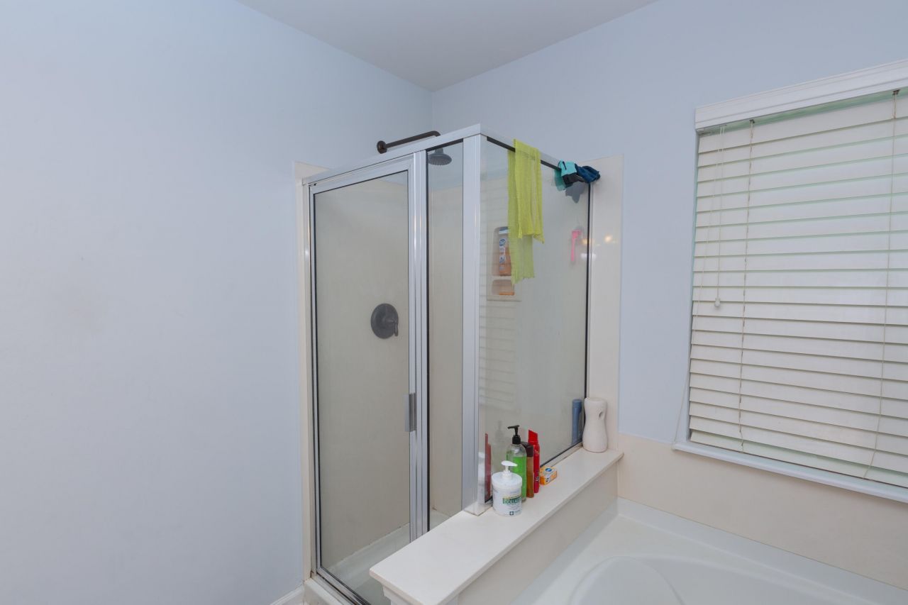 518 Holiday Drive Photo 21