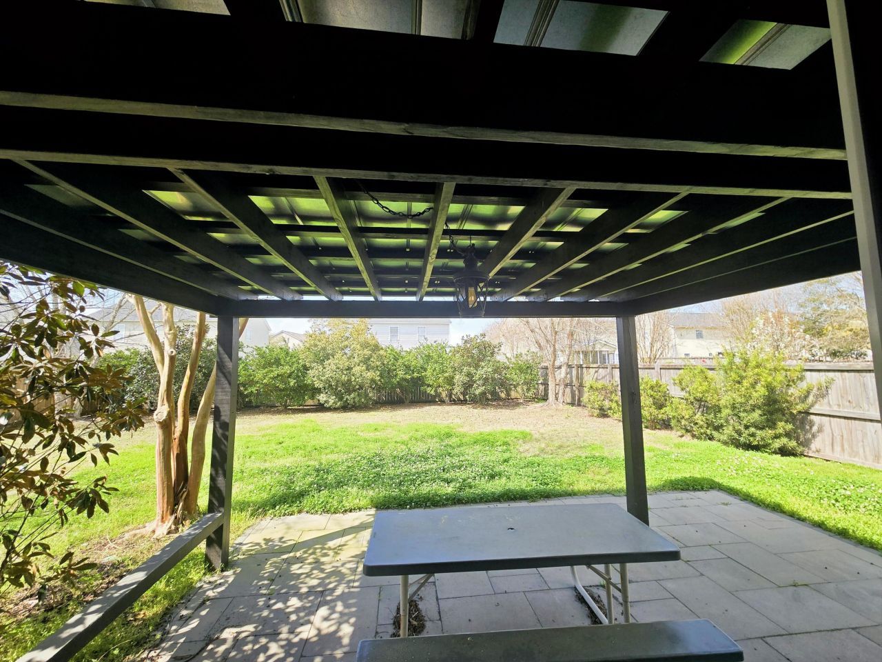 518 Holiday Drive Photo 25