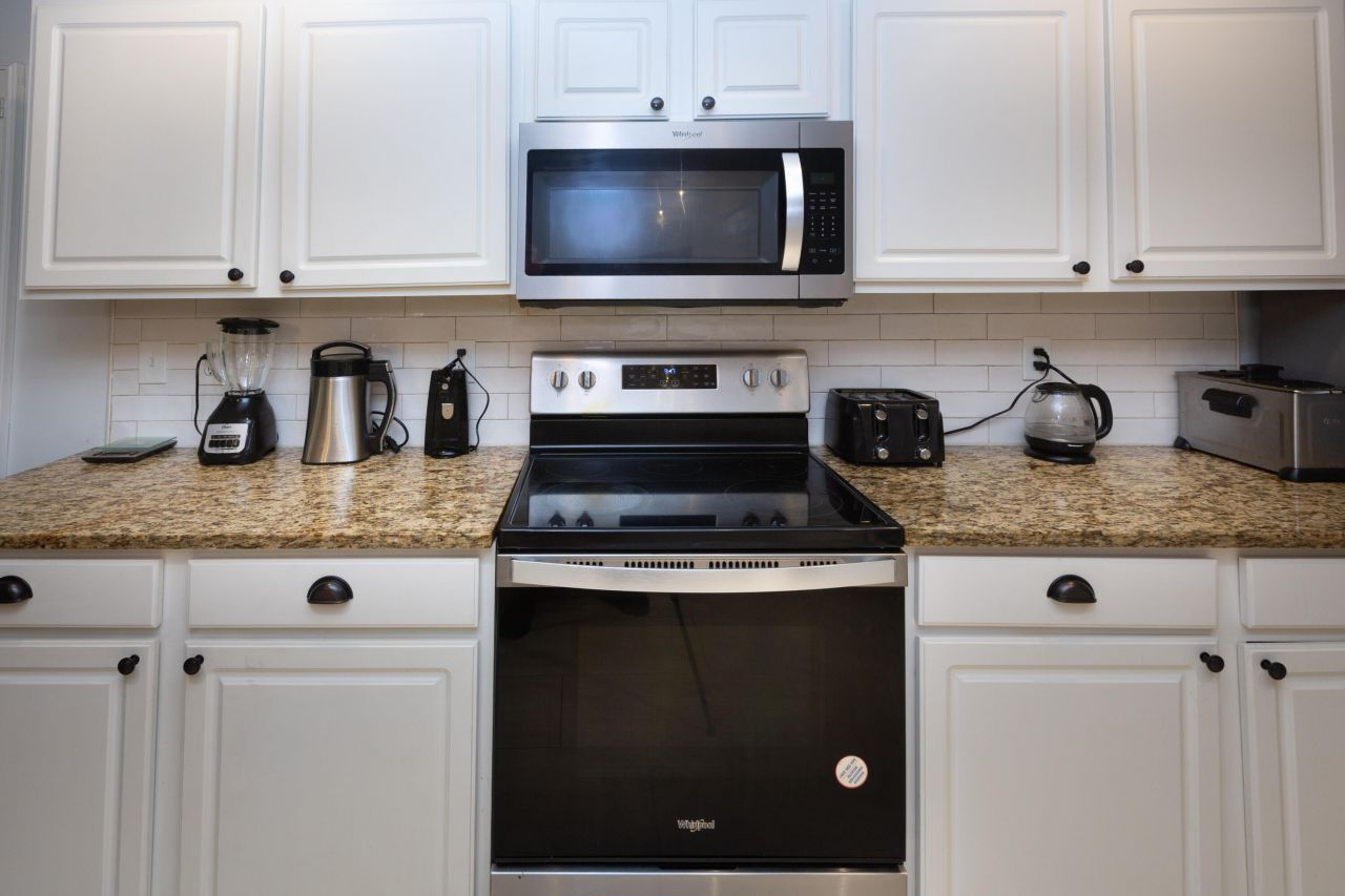 518 Holiday Drive Photo 7