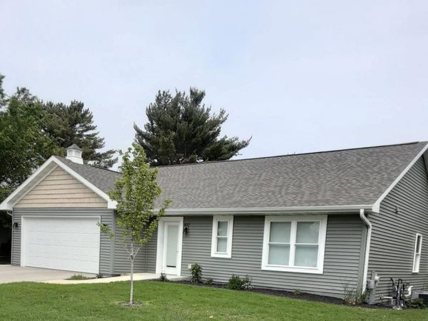 837 SUNRIDGE DRIVE, Waupaca, WI 54981