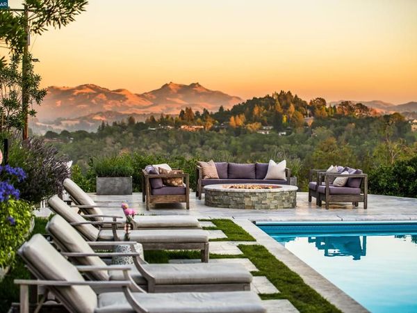 33 Deer Trail, Lafayette, CA 94549