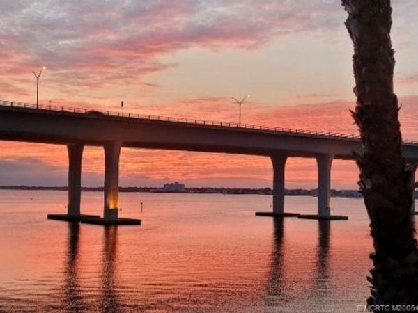 215 NW Flagler Avenue, Unit 203, Stuart, FL 34994