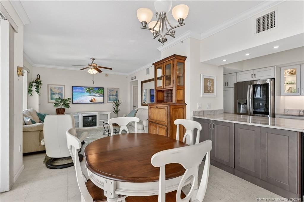 215 NW Flagler Avenue, Unit 203, Stuart, FL 34994 Photo