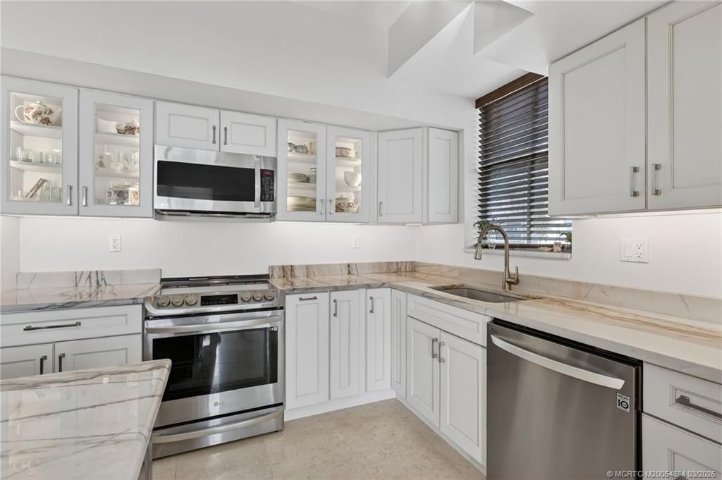 215 NW Flagler Avenue, Unit 203, Stuart, FL 34994 Photo