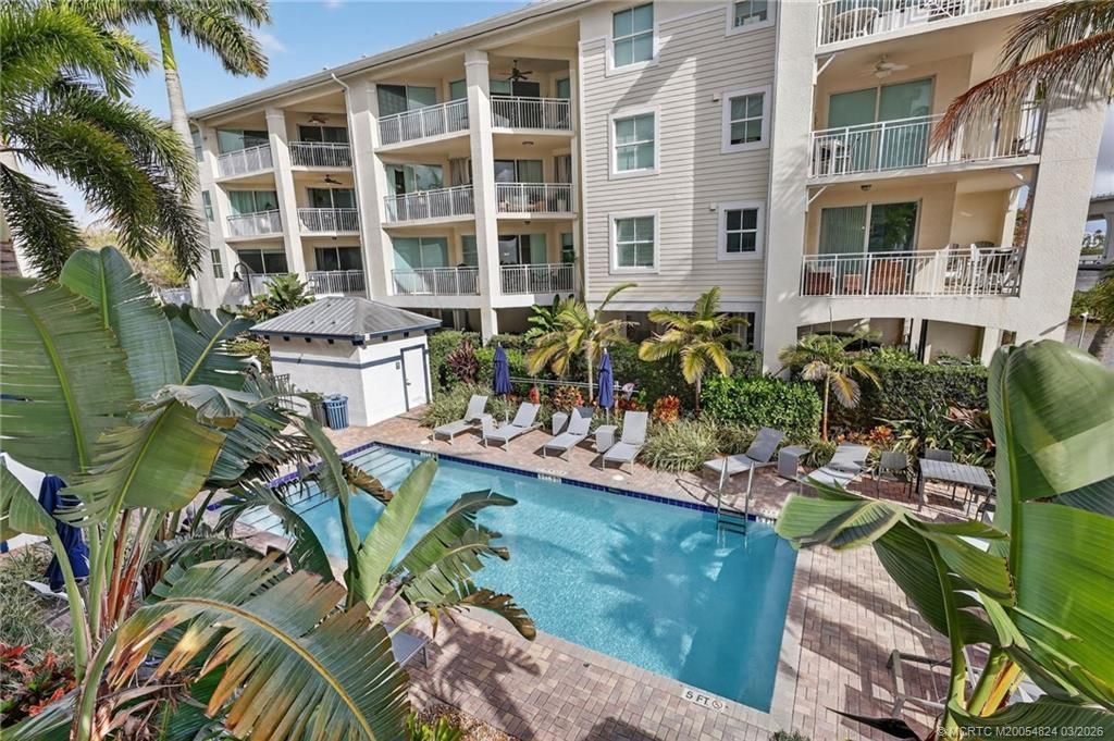 215 NW Flagler Avenue, Unit 203, Stuart, FL 34994 Photo