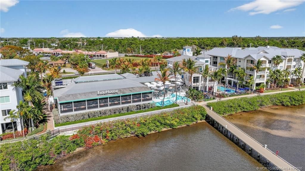 215 NW Flagler Avenue, Unit 203, Stuart, FL 34994 Photo