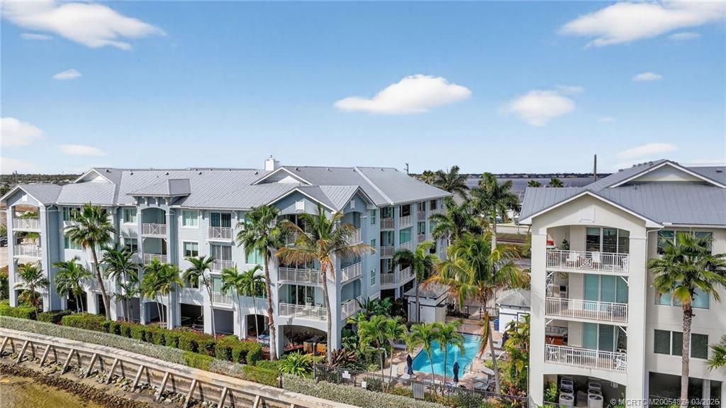 215 NW Flagler Avenue, Unit 203, Stuart, FL 34994 Photo