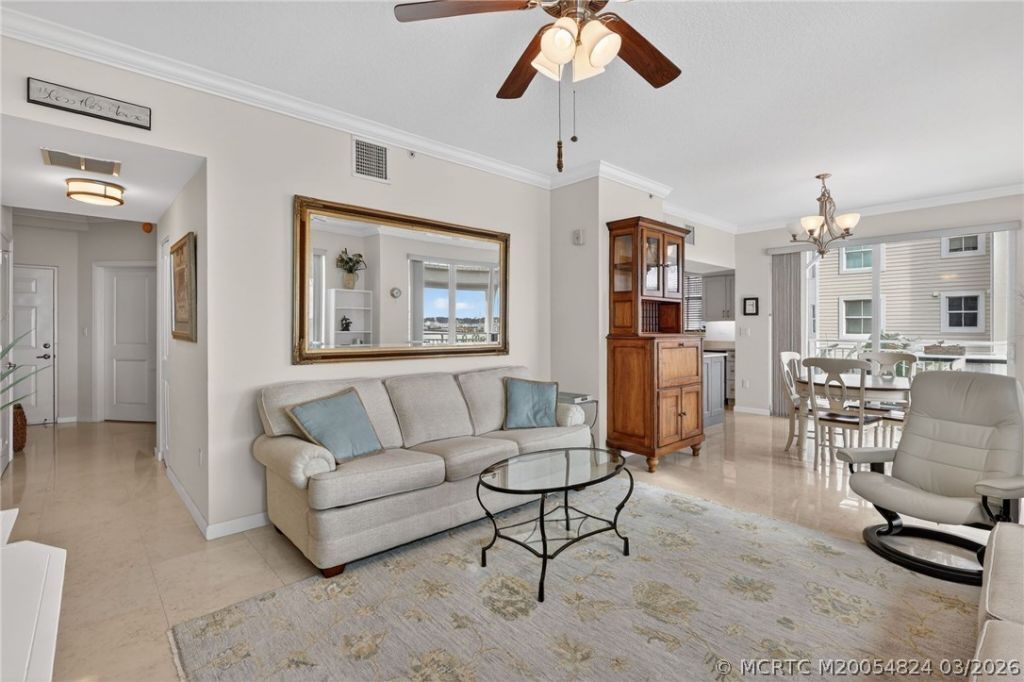 215 NW Flagler Avenue, Unit 203, Stuart, FL 34994 Photo