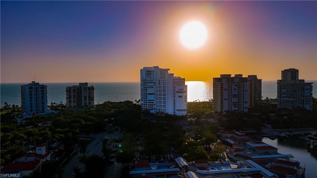 4151 Gulf Shore Blvd N, Unit 605, Naples, FL 34103 Photo