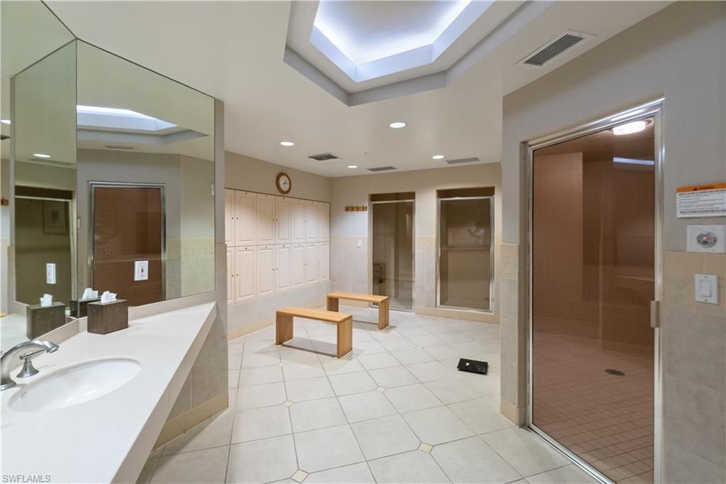 4151 Gulf Shore Blvd N, Unit 605, Naples, FL 34103 Photo