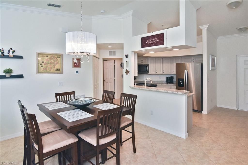 1125 Winding Pines Cir, Unit 208, Cape Coral, FL 33909 Photo