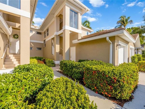 857 Carrick Bend CIR, Unit 202, NAPLES, FL 34110