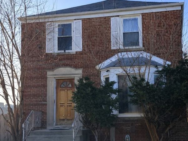 2400 Haymond Street , River Grove, IL 60171