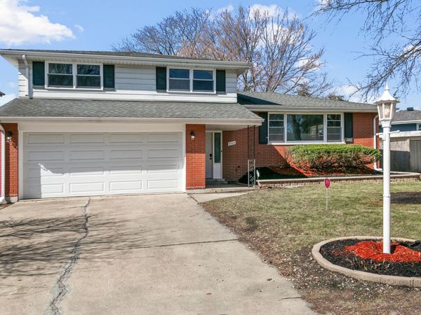 9204 Kedvale Avenue , Oak Lawn, IL 60453