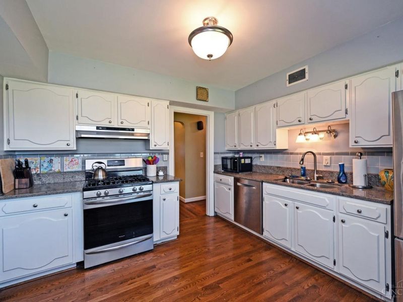 7651 Sagamore Drive, Cincinnati, OH 45236 Photo 14