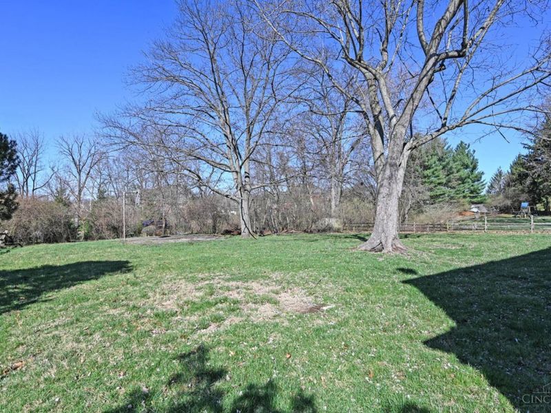 7651 Sagamore Drive, Cincinnati, OH 45236 Photo 44