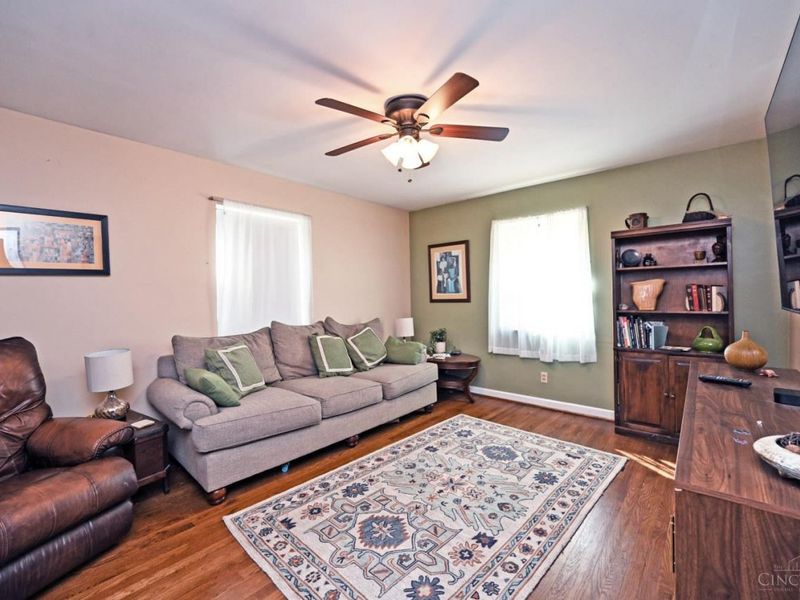 7651 Sagamore Drive, Cincinnati, OH 45236 Photo 9