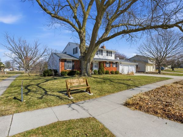 2505 Pierce Avenue, Ames, IA 50010