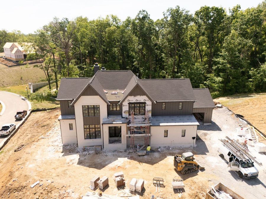 Property Image 100