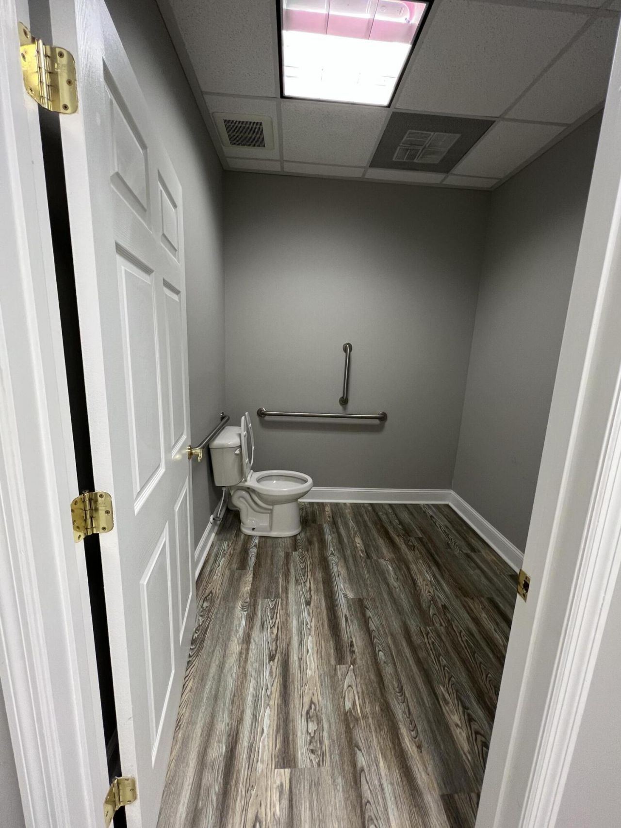 3215 Fortune Drive Photo 9