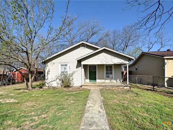 875 Porter Street , New Braunfels, TX 78130