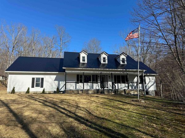16 Mountain Aire Boulevard, Elkins, WV 26241
