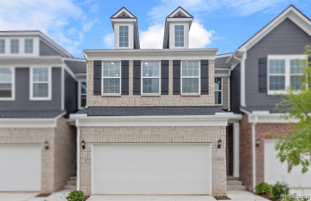 4145 Nottingham Circle , Independence Township, MI 48346 Main Photo