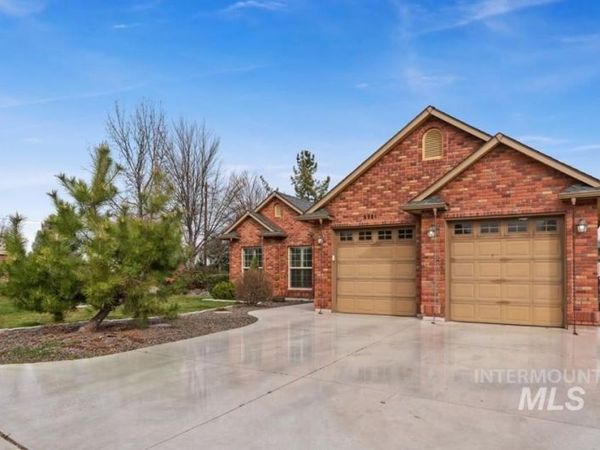 6980 E Greens Dr, Nampa, ID 83687