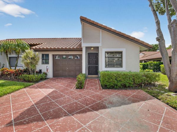 6234 Pointe Regal Circle, Delray Beach, FL 33484