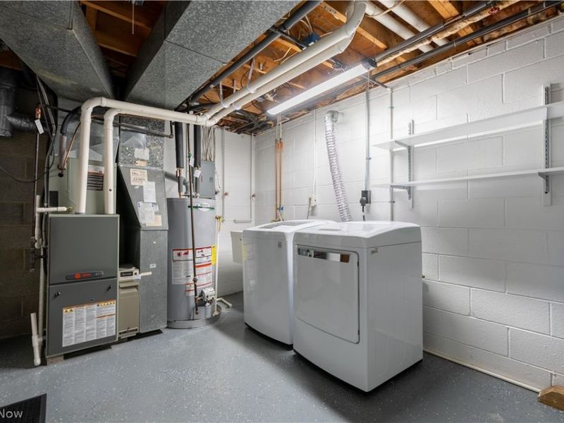 4522-4526 Camelot Circle, Uniontown, OH 44685 Photo 12