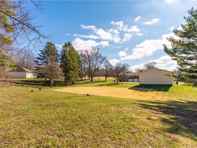 4522-4526 Camelot Circle, Uniontown, OH 44685 Photo 15