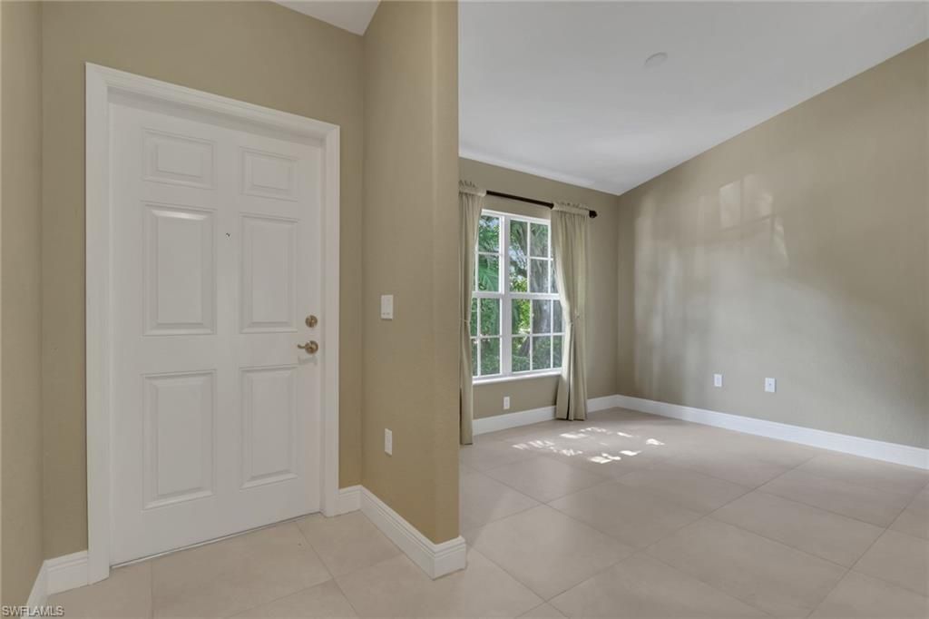 3555 Avion Woods Ct, Unit 501, Naples, FL 34104 Photo