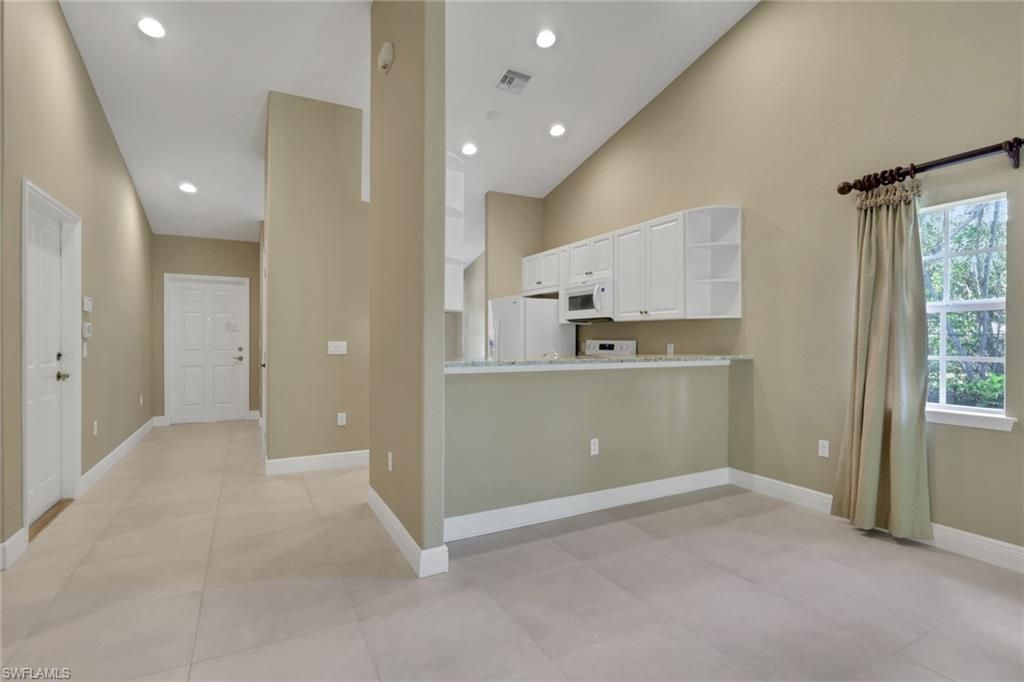 3555 Avion Woods Ct, Unit 501, Naples, FL 34104 Photo