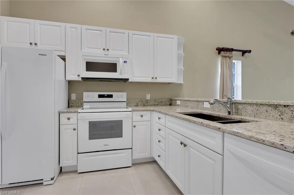 3555 Avion Woods Ct, Unit 501, Naples, FL 34104 Photo