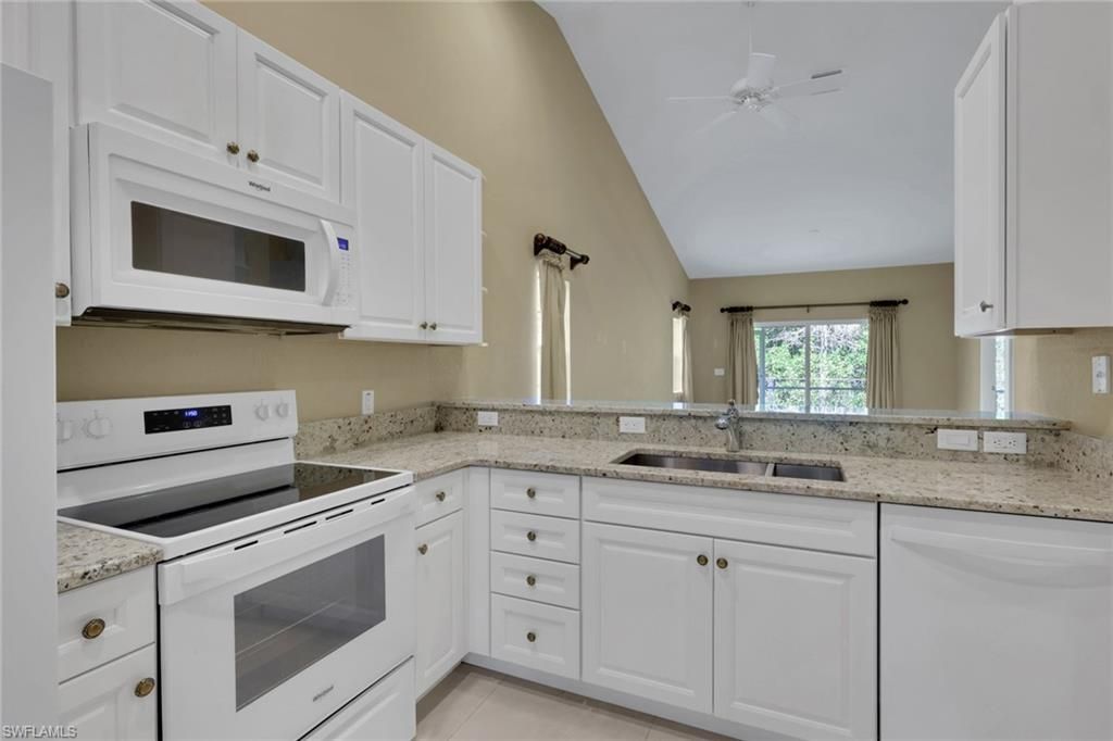 3555 Avion Woods Ct, Unit 501, Naples, FL 34104 Photo