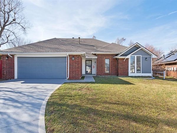 9125 NW 99th Place, Yukon, OK 73099