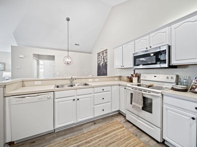 131 Stonegate Drive , Pataskala, OH 43062 Photo 13